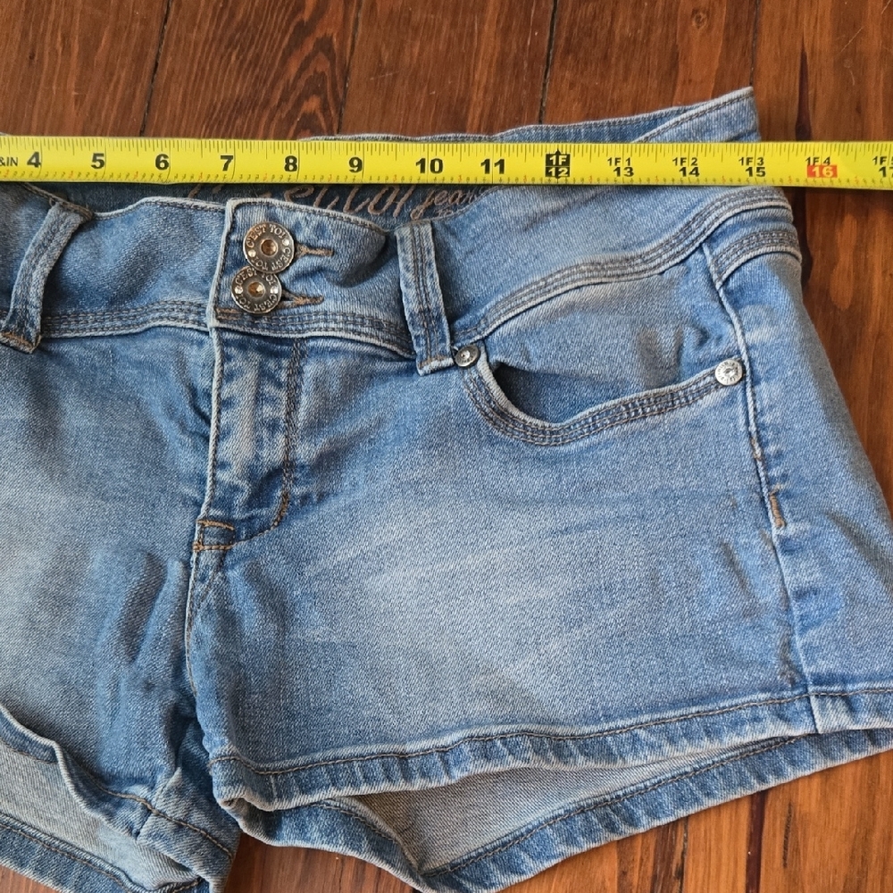 L Blue Jean Shorts - Picture 2 of 5